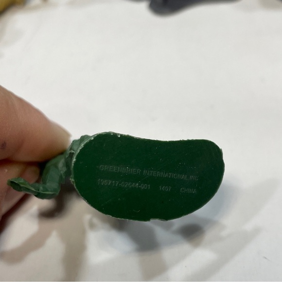 Army Men Lot Mixed. Greenbrier, Ja-Ru and Generic Made in China. 100 Plus Total - Picture 14 of 14